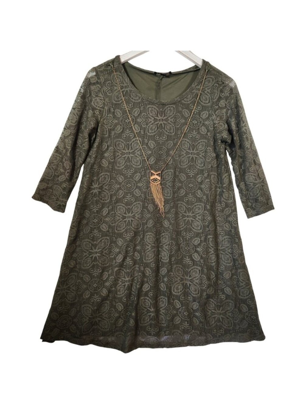 City Triangles Olive Green Lace Shift‎ Dress with Tassel Necklace Womens Small